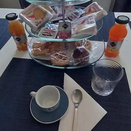 Due Finestre Sul Mare 아파트 보글리아스코